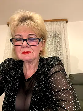 BoloshkaBlonda online show from January 6, 6:34 pm