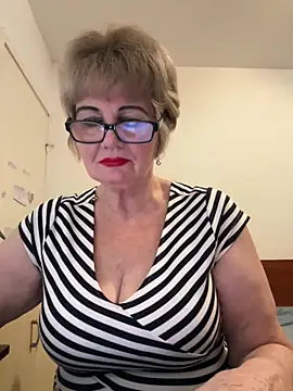 BoloshkaBlonda online show from February 9, 7:23 pm