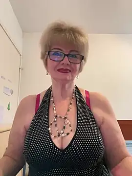 BoloshkaBlonda online show from February 14, 8:25 am