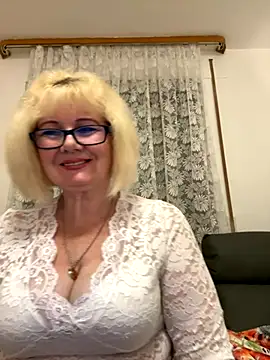 BoloshkaBlonda online show from November 13, 6:34 pm