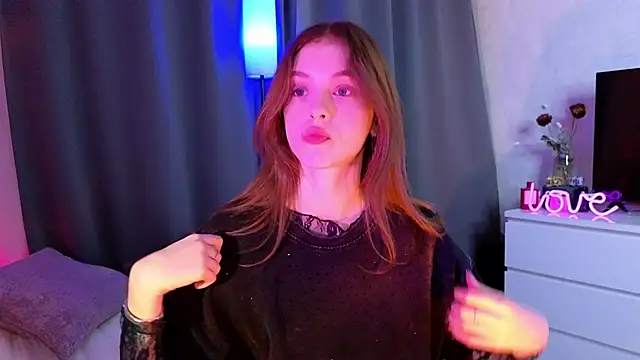 Snapshot of midnightMaya chatting on November 6, 5:28 pm midnightMaya online show from November 6, 5:28 pm