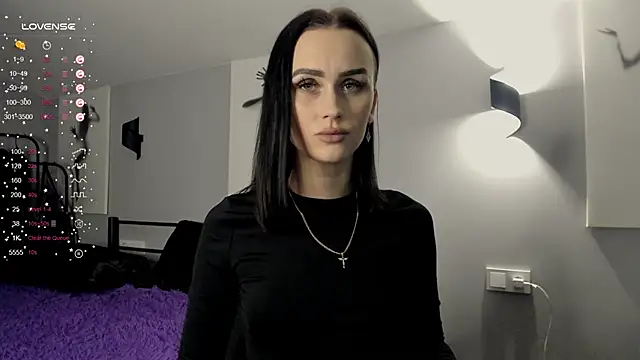 Lisa  Johnson online show from November 20, 8:53 pm