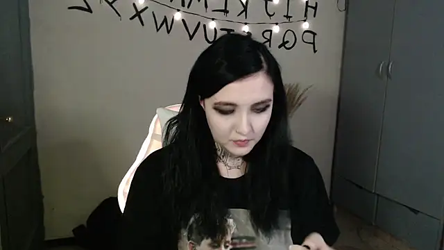 Rin andersonn online show from November 21, 8:08 pm