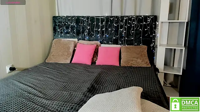 Malisha kiss online show from March 1, 11:21 am