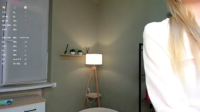 PocketDollX online show from March 25, 3:00 pm