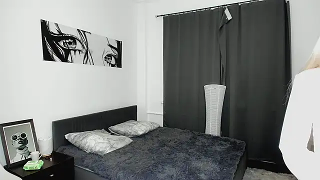 PocketDollX online show from October 19, 2:42 pm