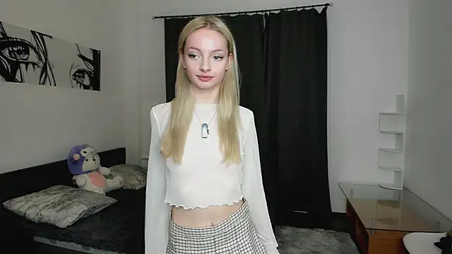 PocketDollX online show from October 29, 2:05 pm