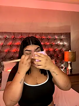 Snapshot of AryRose_ chatting on October 19, 12:19 pm AryRose online show from October 19, 12:19 pm