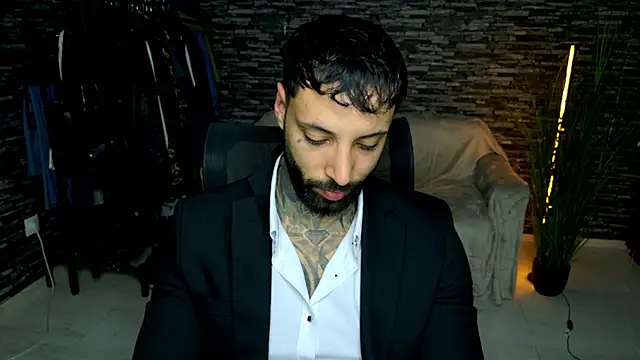 MasculineGuy99 online show from March 19, 8:20 pm