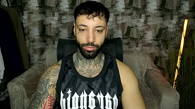 MasculineGuy99 online show from February 19, 3:14 am