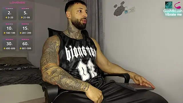 MasculineGuy99 online show from November 16, 5:12 am