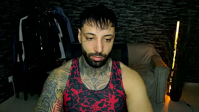 MasculineGuy99 online show from March 15, 7:21 pm
