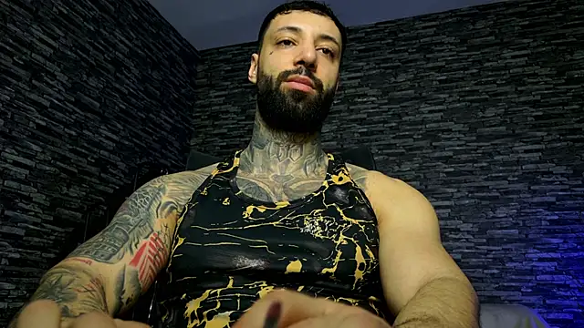 MasculineGuy99 online show from April 3, 12:50 am