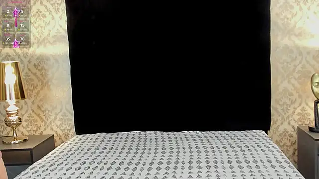 MolyBoston online show from October 28, 12:59 pm