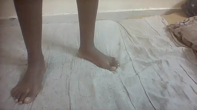 Snapshot of marociaMerl chatting on December 5, 4:44 am marociaMerl online show from December 5, 4:44 am