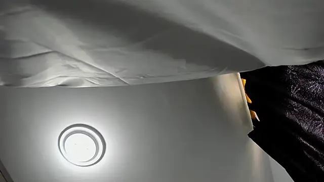 Thiago Connor21 online show from April 14, 8:03 pm