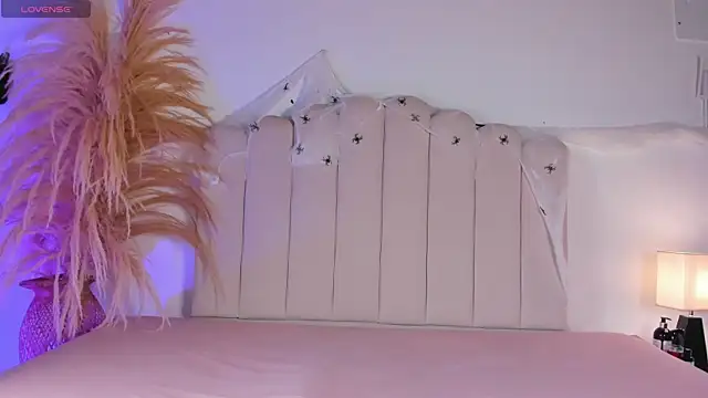 Snapshot of Thiago_Connor21 chatting on October 31, 5:42 pm Thiago Connor21 online show from October 31, 5:42 pm