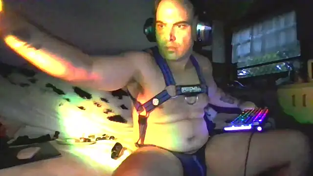 GymBoy83 online show from January 7, 6:57 pm