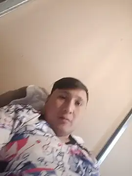 Chyynoxxx online show from June 6, 8:14 pm