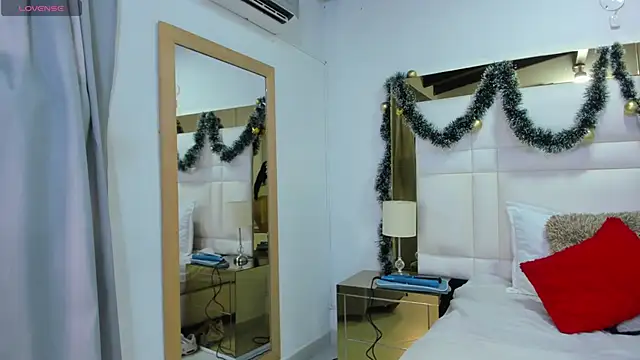 Snapshot of Latin_Pleasures chatting on November 27, 8:42 pm Latin Pleasures online show from November 27, 8:42 pm