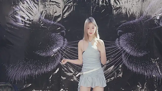 sweetgirls666 online show from April 7, 11:23 am