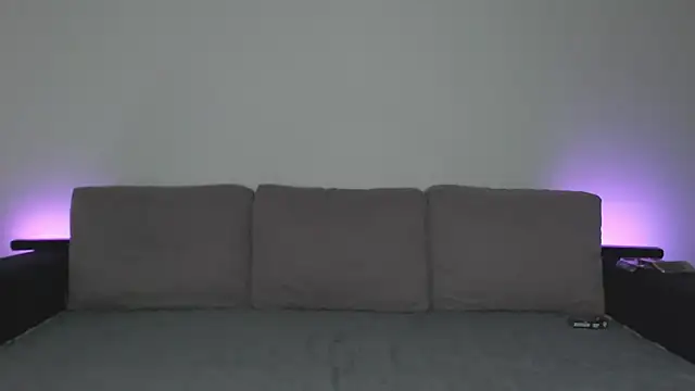 Dahliacruzz online show from November 27, 8:26 am