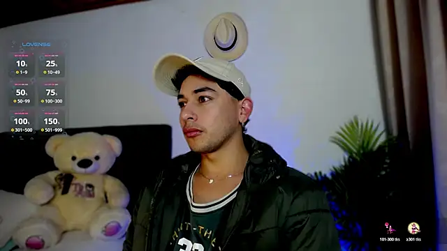 Snapshot of ERIK-VELA chatting on October 17, 8:43 pm ERIK-VELA online show from October 17, 8:43 pm
