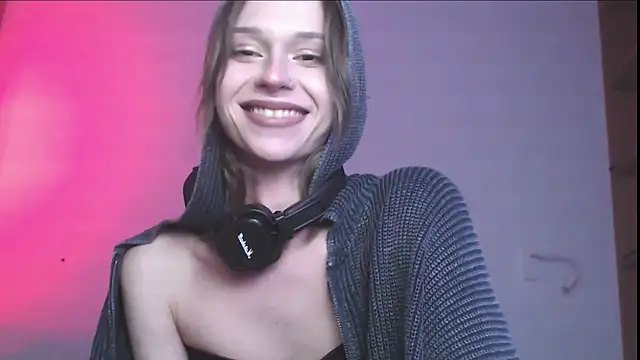 SophieDiamond Xx online show from May 22, 10:57 am