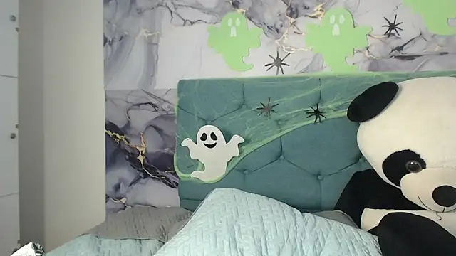 Snapshot of Haileysmittt_ chatting on October 23, 5:55 pm Haileysmittt online show from October 23, 5:55 pm