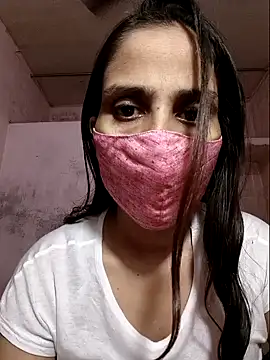 Snapshot of DIVINEDIVAA chatting on October 15, 8:22 am DIVINEDIVAA online show from October 15, 8:22 am