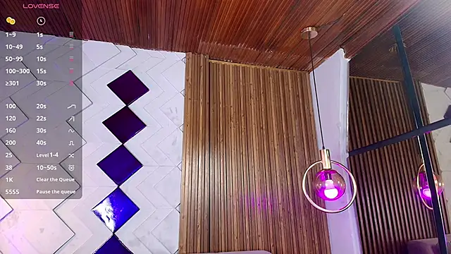 Matti sofia  online show from December 3, 7:02 pm