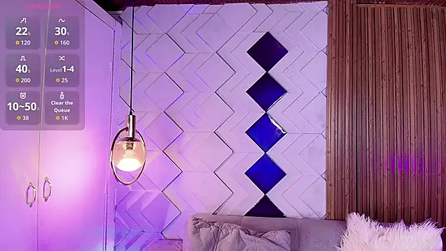 Matti sofia  online show from November 5, 7:17 pm