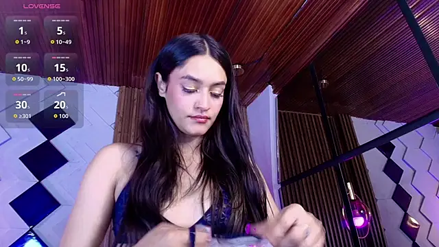 Matti sofia  online show from November 3, 7:17 pm