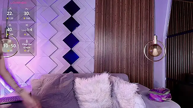 Matti sofia  online show from November 6, 7:07 pm