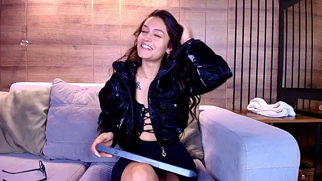 Matti sofia  online show from February 19, 11:18 am