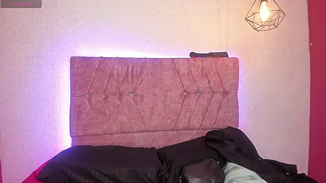 Mia lopez 1 online show from March 29, 1:07 am