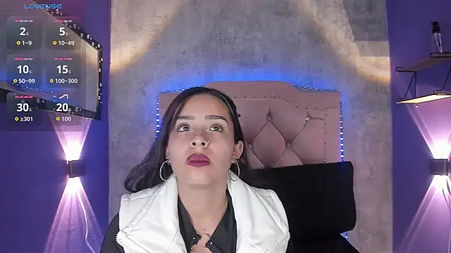Mia lopez 1 online show from May 14, 10:40 pm