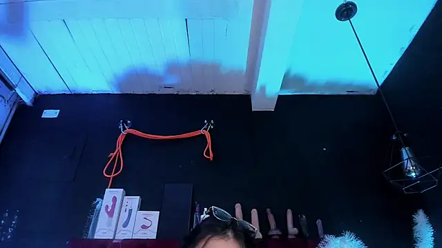 Cony l online show from November 27, 11:43 am