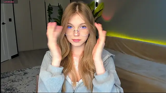 linakorvin online show from April 3, 1:28 pm