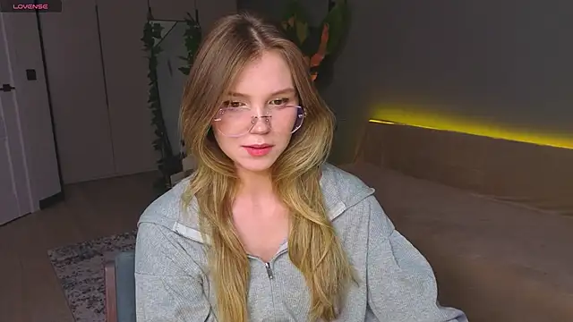 linakorvin online show from April 20, 1:13 pm