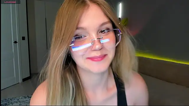 linakorvin online show from April 9, 1:39 pm