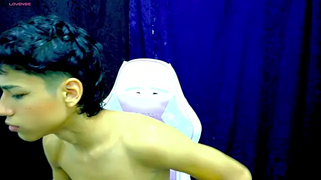 Im david02 online show from November 11, 2:12 pm