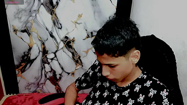 Im david02 online show from February 11, 4:01 am