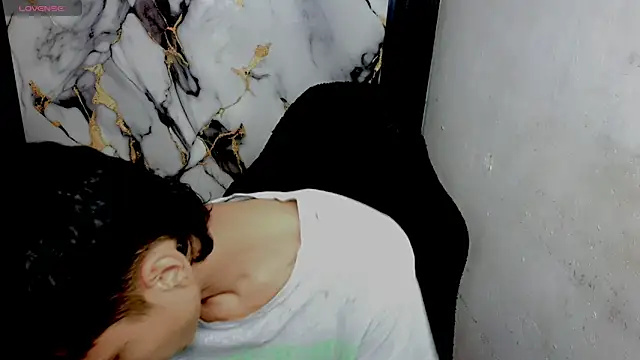 Im david02 online show from February 18, 1:18 pm