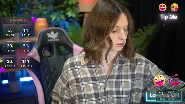 Snapshot of xoxo_molly chatting on November 30, 9:59 pm xoxo molly online show from November 30, 9:59 pm