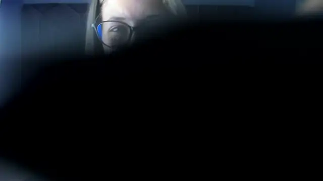 sarah sweett  online show from May 4, 3:48 pm