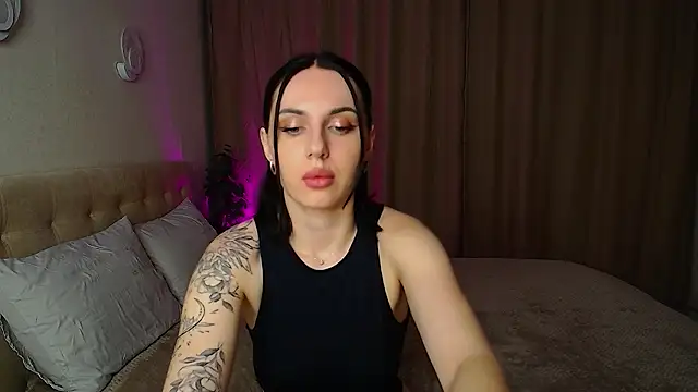 Poison inyour Mind   online show from November 17, 5:17 pm