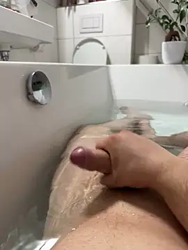 DomnHuan online show from October 10, 6:42 pm