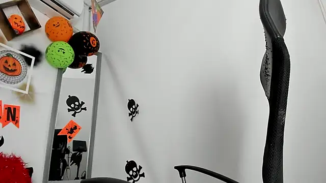 Snapshot of The_boy_dreams1 chatting on October 27, 2:56 am The boy dreams1 online show from October 27, 2:56 am