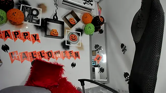 Snapshot of The_boy_dreams1 chatting on October 24, 3:38 am The boy dreams1 online show from October 24, 3:38 am